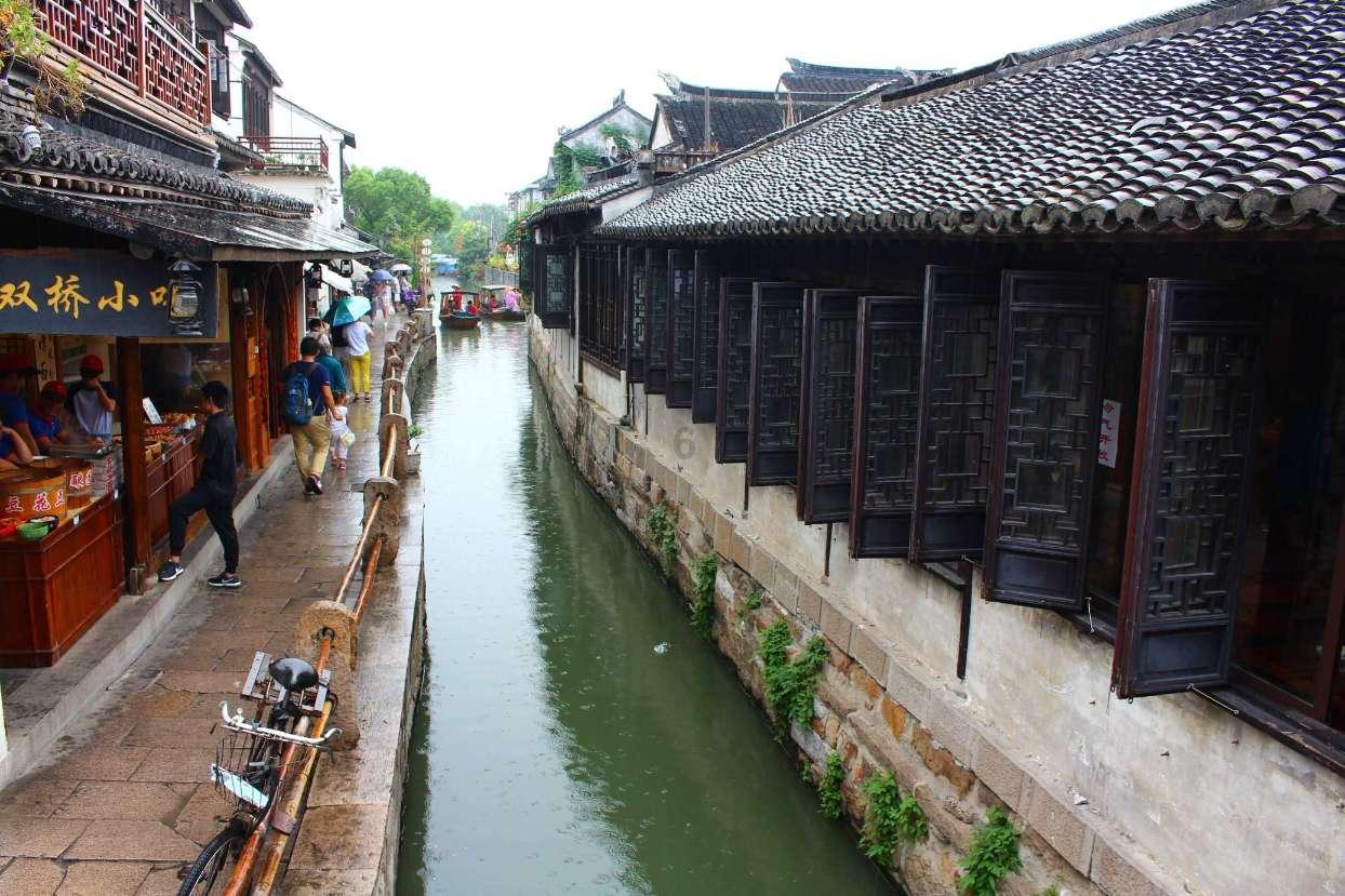壹点财商院·复“盘”|中字头行情延续，次新股高开低走，光伏巨头集体大跌